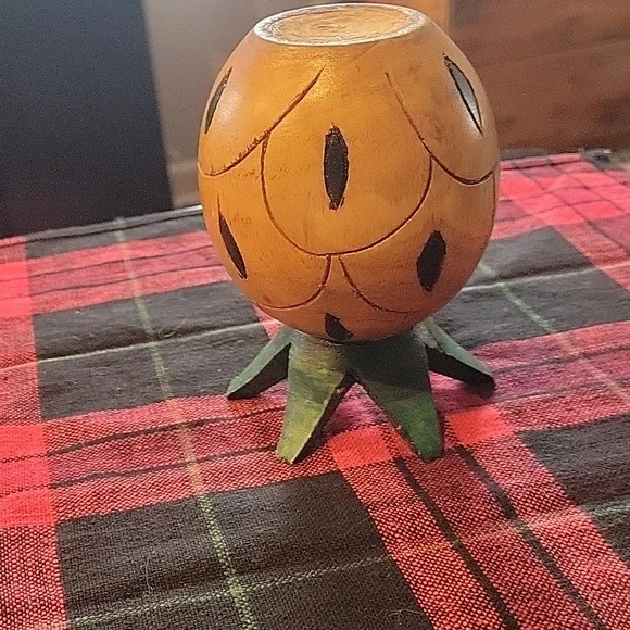 5 For 25.00/Pineapple Wooden Candle stick holder,Hand carved,EUC - Picture 3 of 4